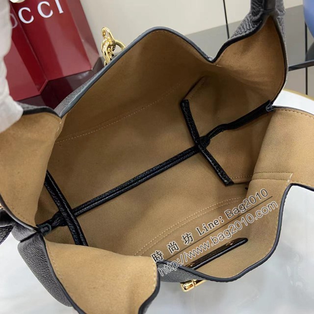 Gucci專櫃古馳最新款Softbit系列肩背包超大半馬銜扣休閒女包 jh2968型號：837333